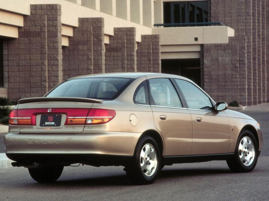  Saturn LS 2000 года  (фото 2 из 11)